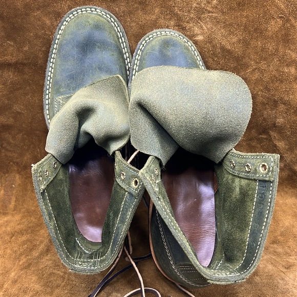 White's 350 Cruiser Leaf Green Waxy
Commander 10D Limited Run (RARE) - Picture 10 of 10